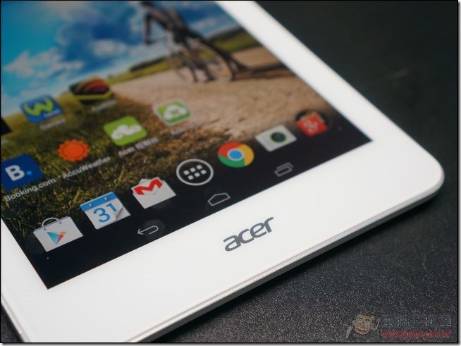 Acer Iconia Tab8 unbox11