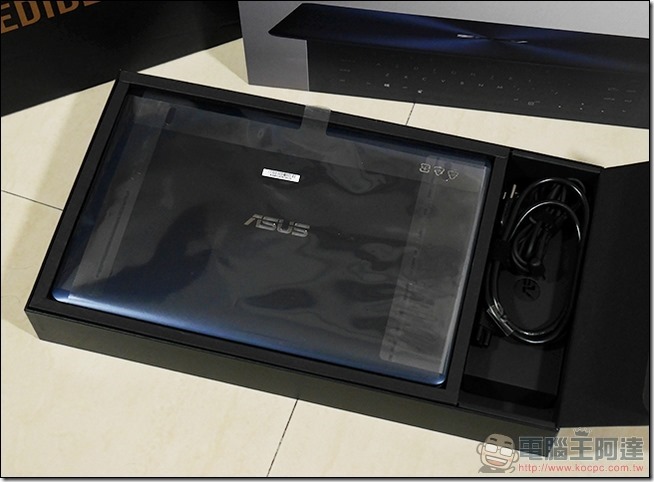 ASUS ZenBook Pro UX550 開箱 -04