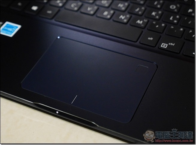 ASUS ZenBook Pro UX550 開箱 -20