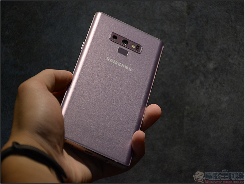 Samsung Galaxy Note 9 膜斯密碼 3D滿版強化玻璃保護貼+全機包膜 施工三部曲，讓你安心用新機 - 電腦王阿達