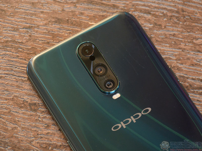 OPPO R17 / R17 Pro 正式在台上市，炫耀漸變隨光而生 - 電腦王阿達