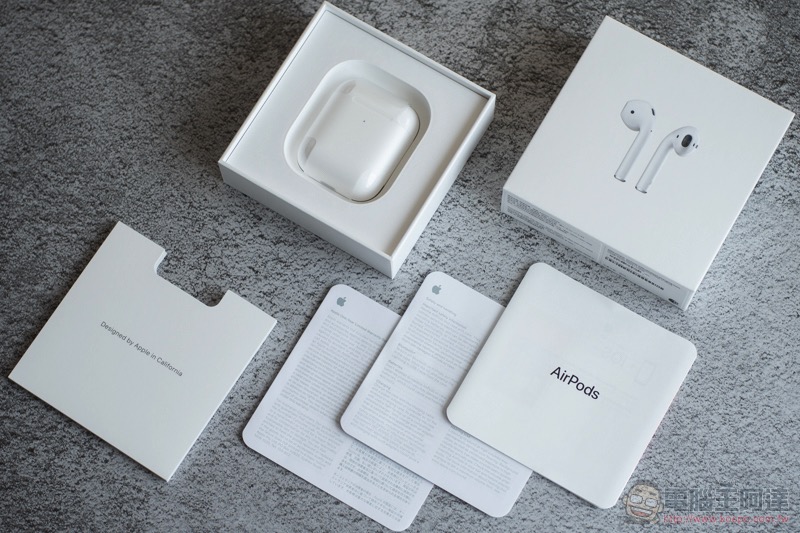 二代無線充電款 AirPods 使用體驗：更融入生活的真無線耳機 - 電腦王阿達