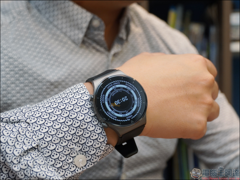 HUAWEI WATCH GT 2 Pro 開箱動手玩：全新鈦合金錶體、搭載 Kirin A1 晶片、102種運動模式、無線充電與兩週強勁續航 - 電腦王阿達