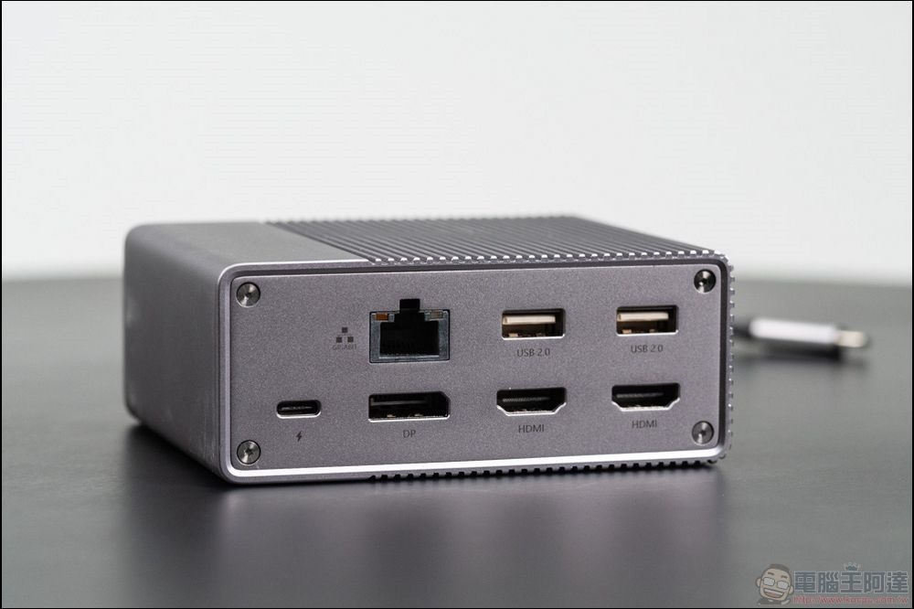 HyperDrive USB-C Hub 4in1 開箱 - 05