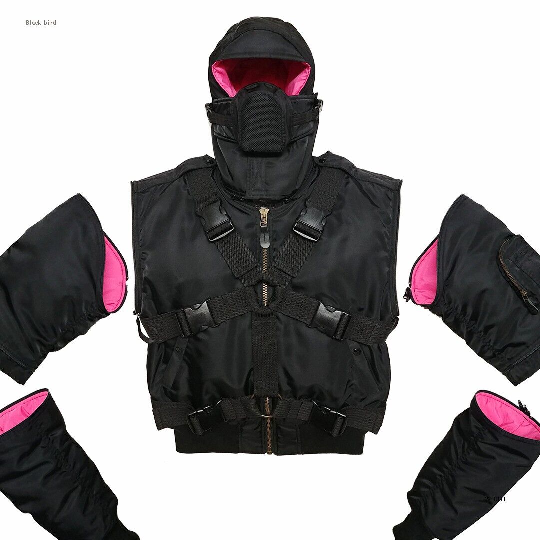 手作服飾品牌「MEMENTOMORI」公開《機動戰士鋼彈》主題飛行外套 - 電腦王阿達