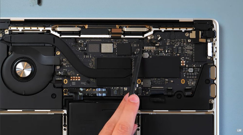 M1 MacBook Pro 可以升級至 M2 晶片嗎？國外 YouTuber 進行了這項實測 - 電腦王阿達