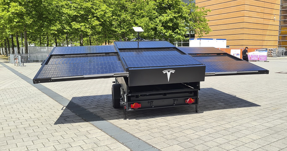 特斯拉太陽能拖車