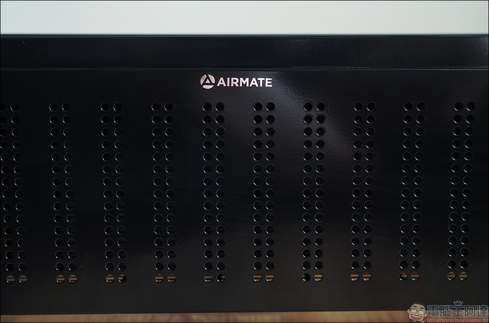 Airmate 智慧WIFI石墨烯電暖器開箱、體驗｜智慧恆溫、手機遠端遙控，極速打造溫暖空間！ - 電腦王阿達