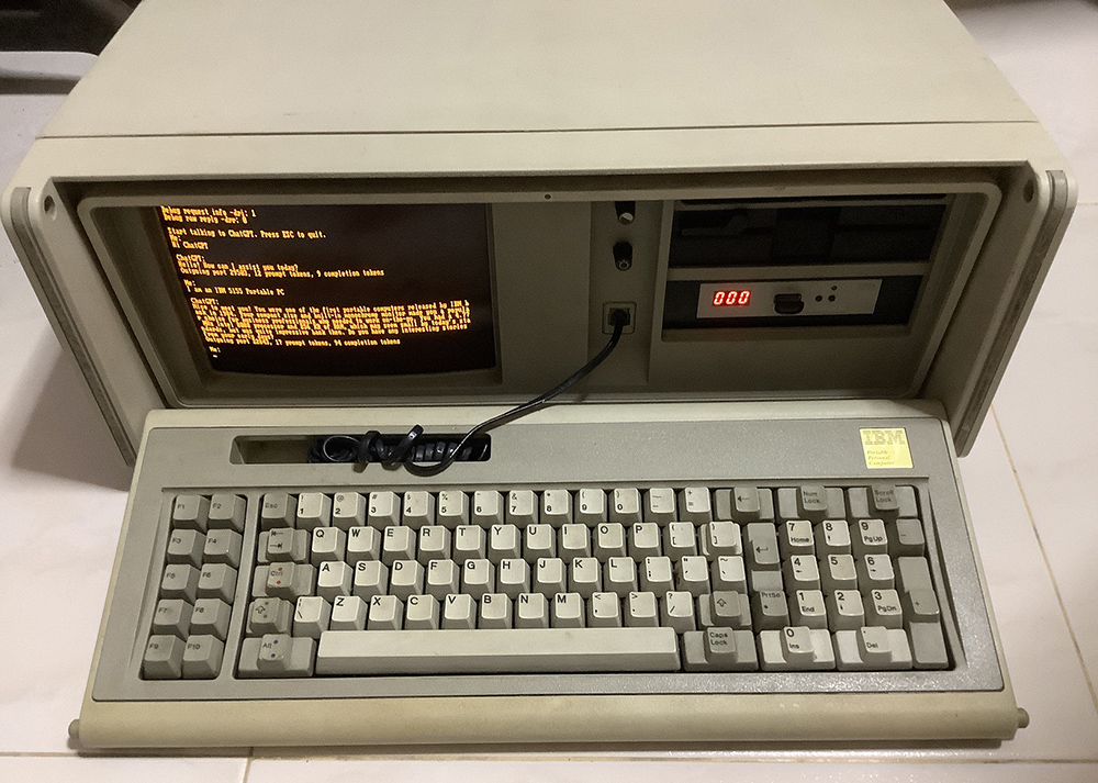 國外有人將ChatGPT 放入1984 年的古董級IBM 電腦中，還真的可以用 