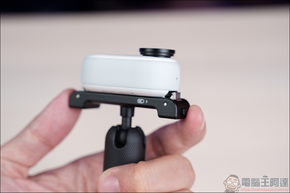 Insta360 GO 3 開箱：終極型態、近乎完美的小巧全功能防震運動相機 - 電腦王阿達