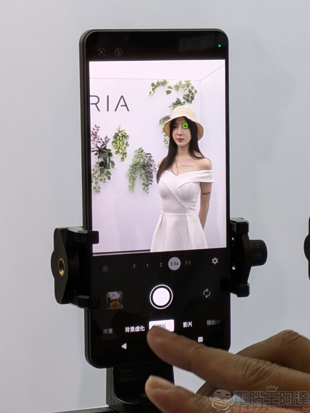 Sony Xperia 1 VI 在台上市，最新 AI 功能全面提升相機與螢幕效能 - 電腦王阿達