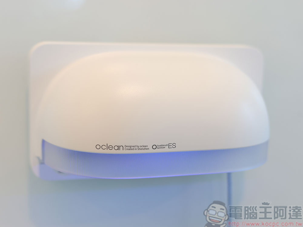 Oclean X Ultra WiFi 智慧電動牙刷開箱實測：骨傳導 AI 語音指導正確潔牙力度與區域，全齒清潔不漏刷 - 電腦王阿達