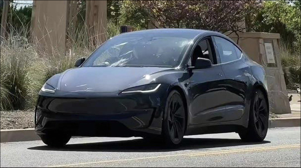 特斯拉 TESLA Model Y 煥新版現身美國加州，採螢幕換檔、新增後排螢幕，有望於 2025 年發表 - 電腦王阿達