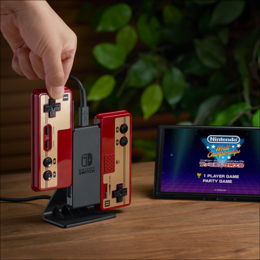 任天堂推出 Switch 主機搭配的 Joy-Con 充電支架，支援站立、平放兩種充電模式（同場加映：FC 控制器 Joy-Con 開放一般民眾購買） - 電腦王阿達