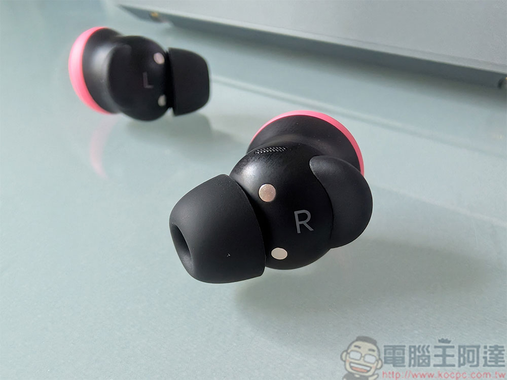 Google Pixel Buds Pro 2 實測：體積更小，佩戴更舒適 - 電腦王阿達