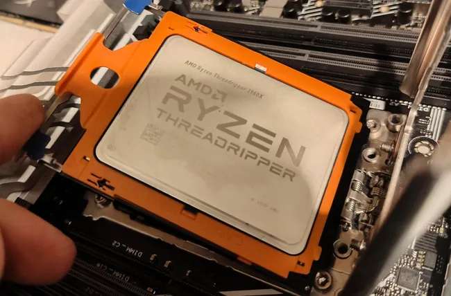 垃圾車司機在垃圾桶找到一台 Threadripper 處理器 + RTX 2080 Ti 遊戲 PC，清洗完後可正常開機使用 - 電腦王阿達